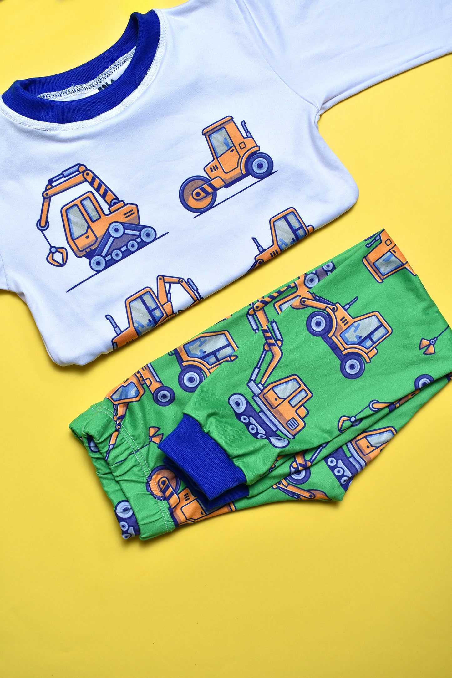Pijama Tracks, los Constructores 🚜