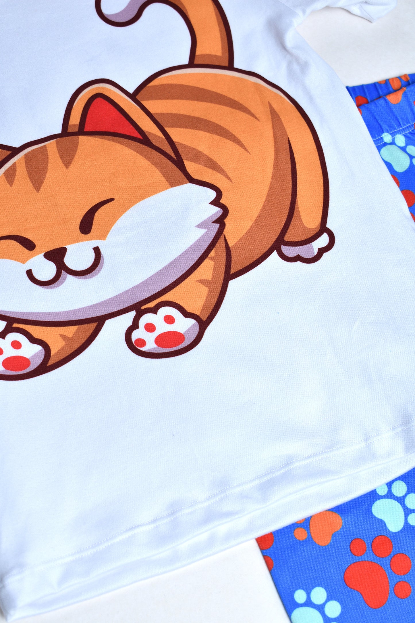 Pijama Michi, el Gatito Travieso 🐈