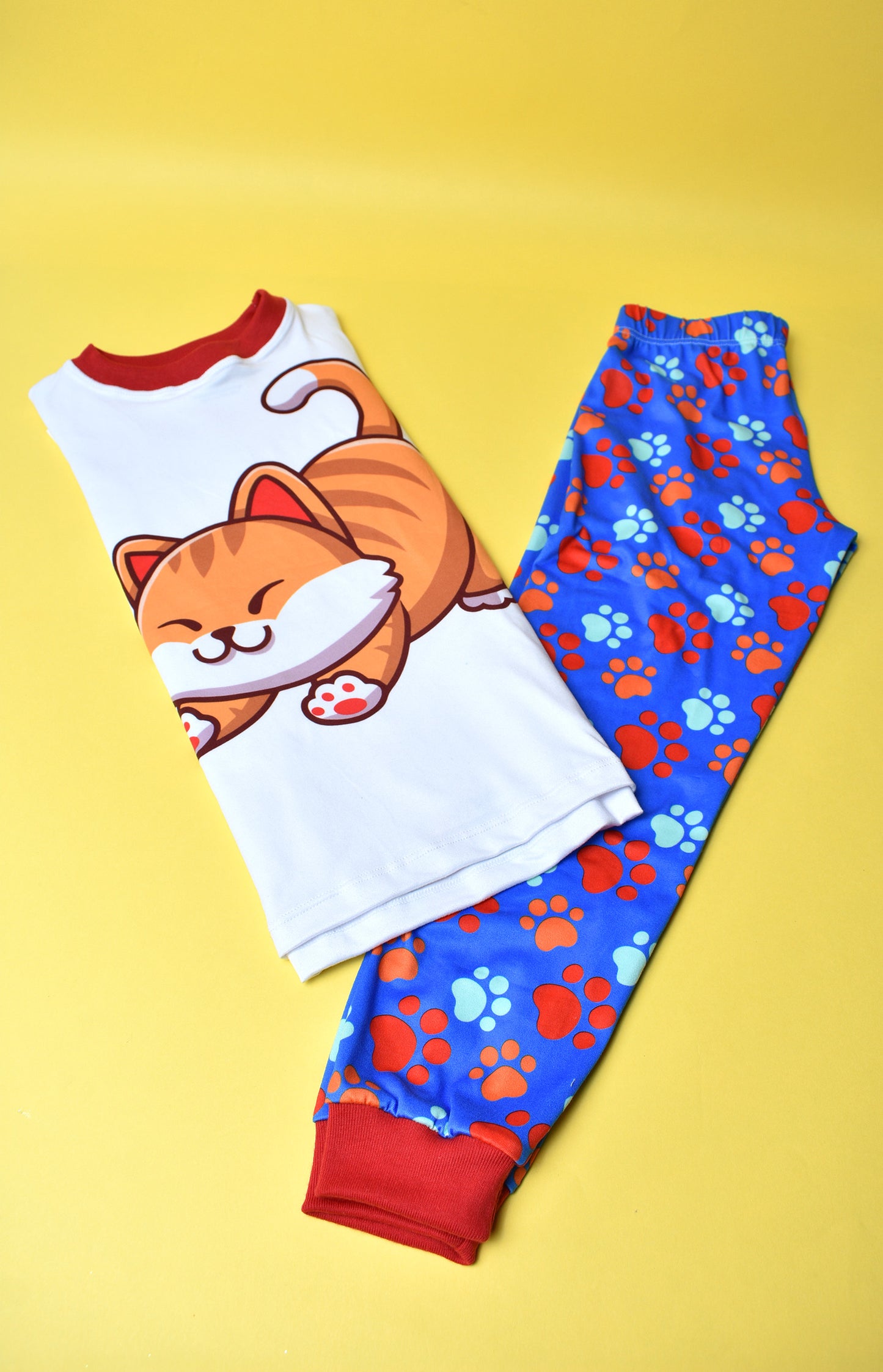 Pijama Michi, el Gatito Travieso 🐈