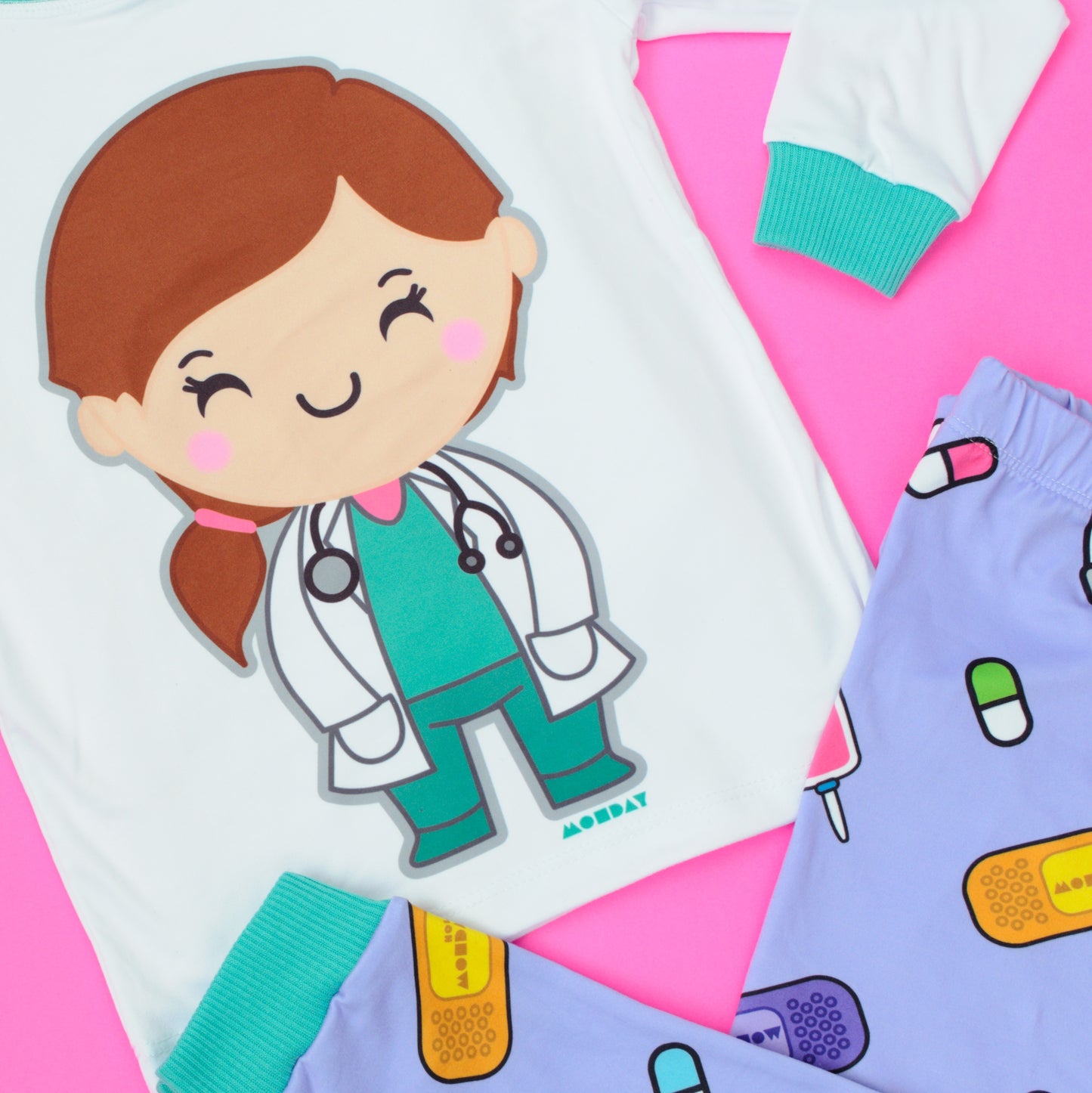 Pijama Clara, la Doctora de Abrazos 🩺