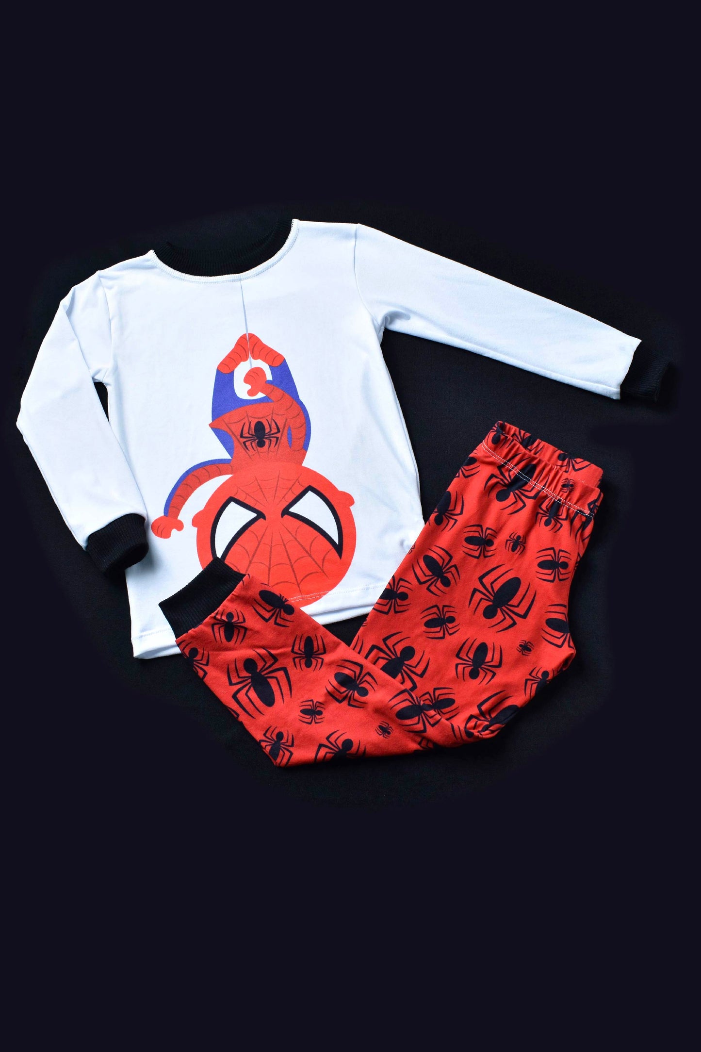 Pijama Peter, el Niño Araña 🕷️🕸️