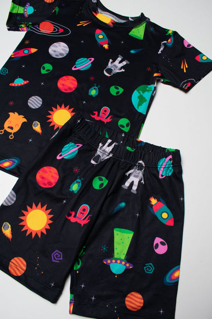 Pijama Misión: Vecinos Espaciales 🚀🪐
