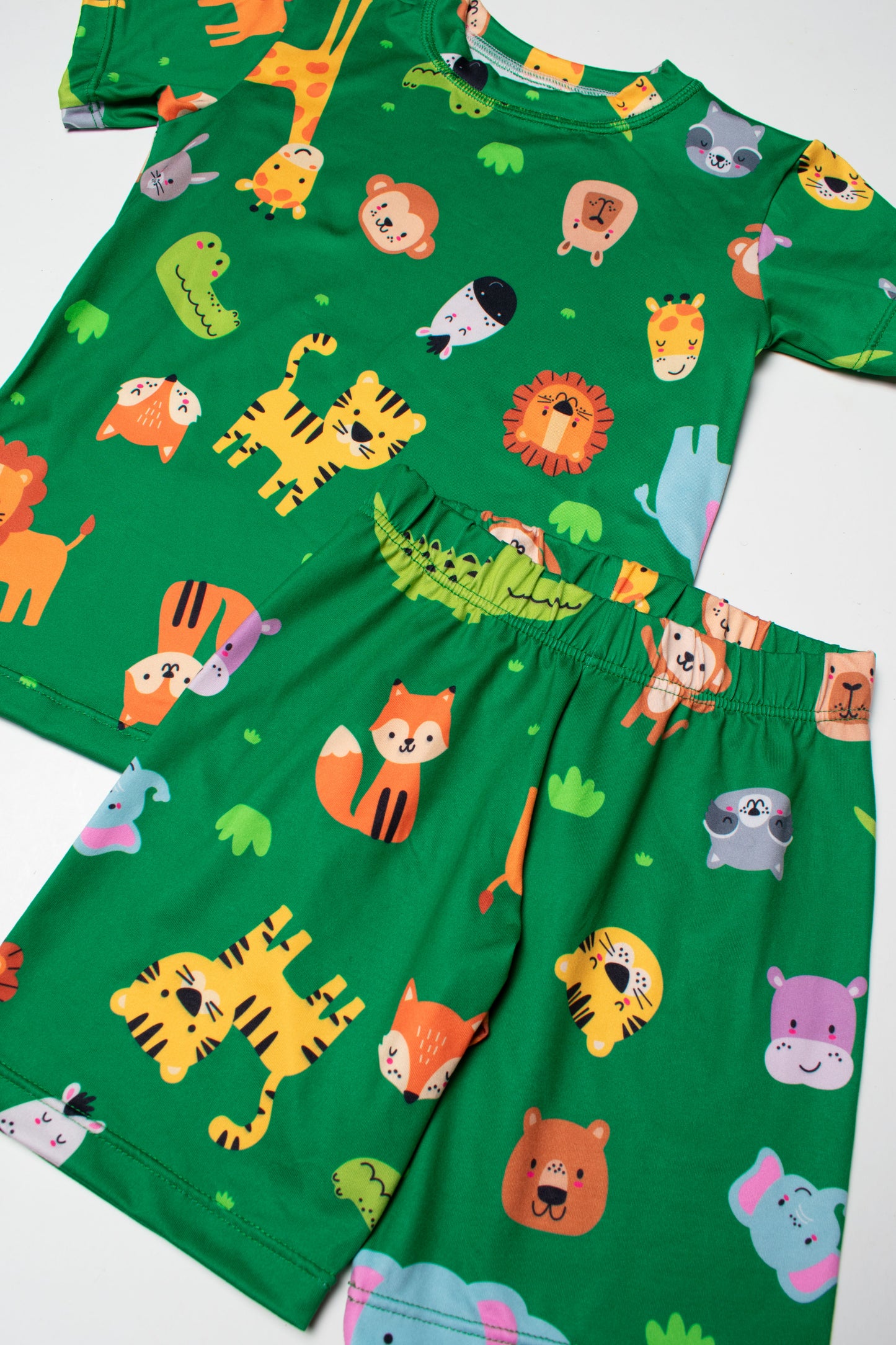Pijama Expedición Selva Mágica 🦁🌳