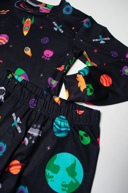 Pijama Misión: Vecinos Espaciales 🚀🪐