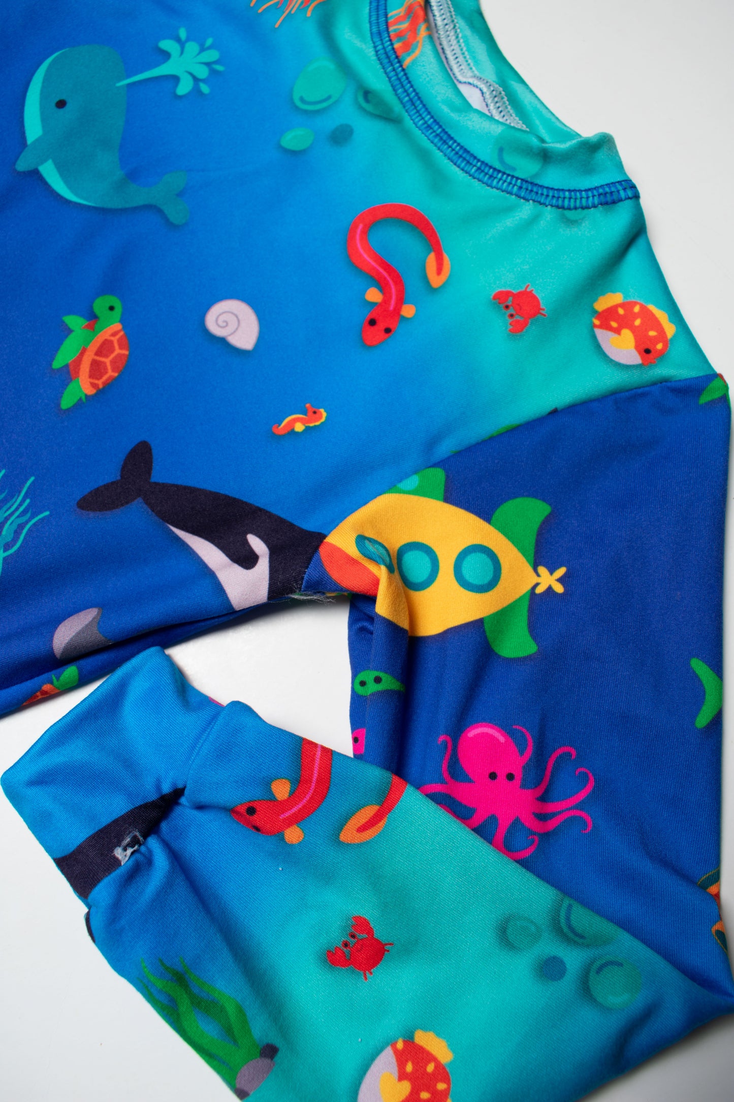 Pijama Aventuras bajo el Mar 🐋⚓