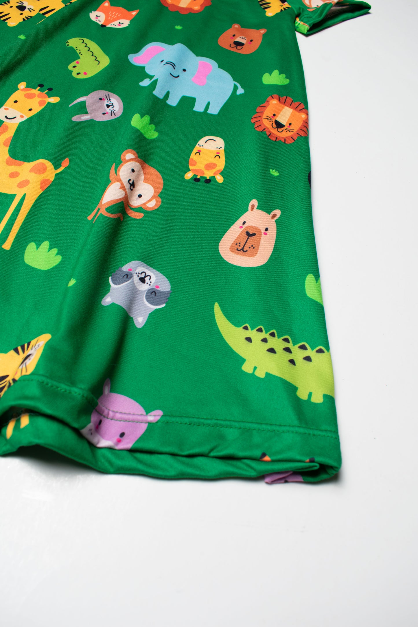 Pijama Vestido Expedición Selva Mágica 🦁🌳