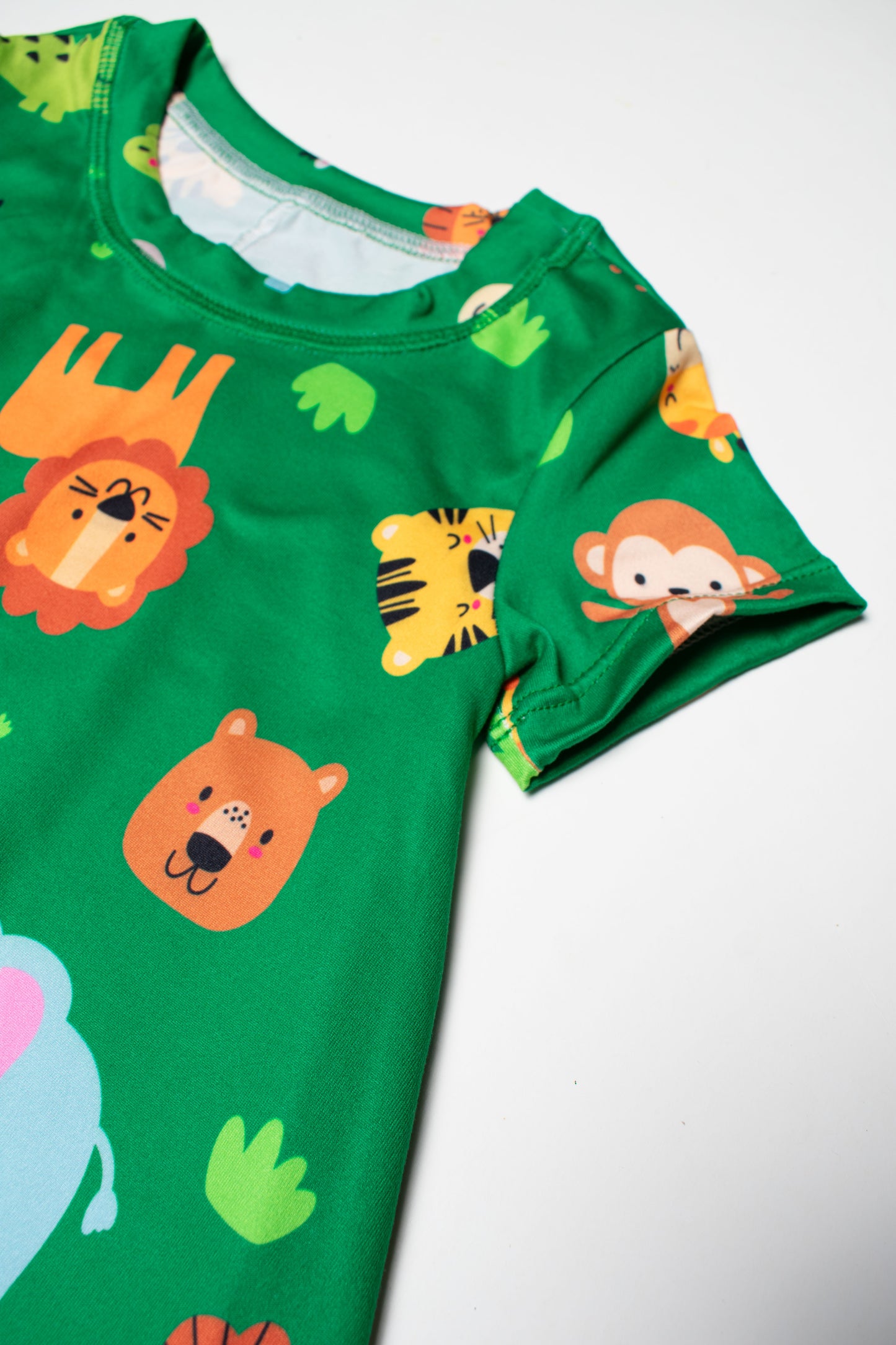 Pijama Vestido Expedición Selva Mágica 🦁🌳