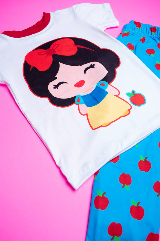 Pijama Blanca, la Amiga de los 7 🌟